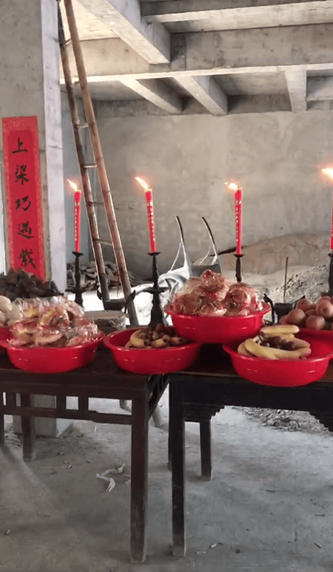房子上梁封顶